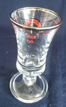 Lade das Bild in den Galerie-Viewer, 2er Set GETRÄNKEGLÄSER - Hartglas, Goldrand Banner Schriftzug Aufschrift Motiv Dekor