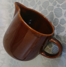 Lade das Bild in den Galerie-Viewer, MILCHKÄNNCHEN "Friesland" - Keramik / Steingut, Einfärbiges Dekor