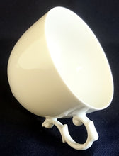 Lade das Bild in den Galerie-Viewer, 2er Set TEETASSEN - Porzellan, Einfärbiges Jugendstil Henkelform Dekor