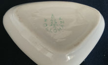 Lade das Bild in den Galerie-Viewer, 3er Set RAUCHERTISCHTABLETT - Porzellan, Goldrand Linien Abstrakt Pflanzen Blatt Blätter Motiv Dekor