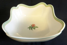 Lade das Bild in den Galerie-Viewer, SCHÜSSEL "Medley Parklane" - Porzellan, Rosen & Rand Dekor