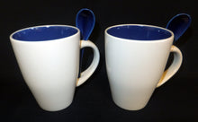 Lade das Bild in den Galerie-Viewer, KAFFEETASSE & LÖFFEL - Keramik / Steingut, Klassisch Modern Zweifärbiges Dekor