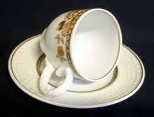 Lade das Bild in den Galerie-Viewer, 2er MOCCAGEDECK "Friesland Atlantis" - Porzellan, Goldrand Abstrakt Muschel Fisch Schuppen Relief Dekor