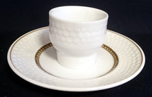 Lade das Bild in den Galerie-Viewer, 2er Set EIERBECHER "Friesland Atlantis" - Porzellan, Goldrand Abstrakt Muschel Fisch Schuppen Relief Dekor