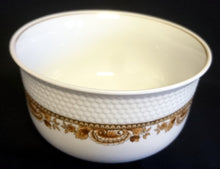 Lade das Bild in den Galerie-Viewer, BEILAGENSCHÜSSEL "Friesland Atlantis" - Porzellan, Goldrand Abstrakt Muschel Fisch Schuppen Relief Dekor