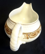 Lade das Bild in den Galerie-Viewer, SAUCIER "Friesland" "Atlantis" - Porzellan, Goldrand Abstrakt Muschel Fisch Schuppen Relief Dekor