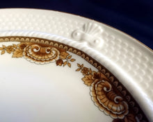 Lade das Bild in den Galerie-Viewer, SERVIERPLATTE "Friesland Atlantis" - Porzellan, Goldrand Abstrakt Muschel Fisch Schuppen Relief Dekor