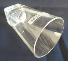 Lade das Bild in den Galerie-Viewer, GETRÄNKEGLAS - Hartglas, Klar Geschliffenes Schriftzug Logo Symbol Dekor, Limited Edition