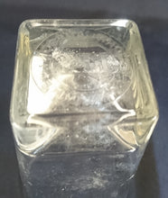 Lade das Bild in den Galerie-Viewer, GETRÄNKEGLAS - Hartglas, Klar Geschliffenes Schriftzug Logo Symbol Dekor, Limited Edition