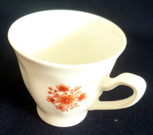 Lade das Bild in den Galerie-Viewer, ESPRESSOTASSE - Porzellan, Blumenstrauß Pflanzen Blüten Gewölbter Relief Rand Dekor