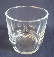 Lade das Bild in den Galerie-Viewer, GETRÄNKEGLAS - Hartglas, Klassisch Form Waben Dekor