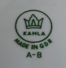 Lade das Bild in den Galerie-Viewer, SUPPENTELLER - Porzellan, Doppelter & Innen Goldrand Linien Gewölbter Relief Form Dekor