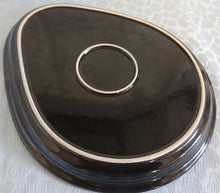 Lade das Bild in den Galerie-Viewer, SERVIERTABLETT - Keramik / Steingut, Eiförmig Oval, Einfärbiges Dunkelbraunes Dekor