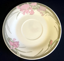 Lade das Bild in den Galerie-Viewer, UNTERTASSE - Porzellan, Blumenblüten Pflanzen Motiv Linienrand Dekor