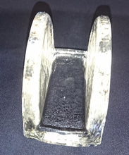 Lade das Bild in den Galerie-Viewer, SERVIETTENHALTER "Ciao" - Hartglas (Natron Kalk Glas), Schliffoptik Dekor, Handarbeit (Handmade)