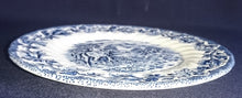 Lade das Bild in den Galerie-Viewer, DESSERTTELLER "Country Life" - Keramik / Steingut (Fine Staffordshire Ware), Englisches Landleben Scenen Motiv Dekor, Hand graviert