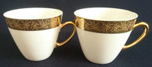 Lade das Bild in den Galerie-Viewer, 12 Teiliges KAFFEESERVICE - Porzellan, Goldrand Breit Abstrakt Geometrisch Pflanzen Flora Motiv Dekor