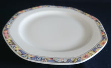 Lade das Bild in den Galerie-Viewer, 2er Set DESSERTTELLER "Ingres Weiss" - Porzellan, Breiter Blumen Blüten Ausschnitt Dekorrand