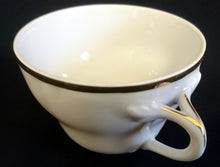 Lade das Bild in den Galerie-Viewer, 2er Set KAFFEETASSEN "Ingres Weiss" "Maria Theresia" - Porzellan, Goldrand Motiv Einfärbiges Dekor