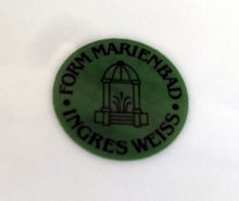 Lade das Bild in den Galerie-Viewer, SUPPENTELLER - Porzellan, Geometrisches Karo Punkte Tupfen Linien Gewölbter Relief Rand Motiv Dekor