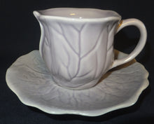 Lade das Bild in den Galerie-Viewer, UNTERTASSE - Keramik / Steingut, Halloween Gehirn Blutgefäße Adern Geschwür Venen Dekor