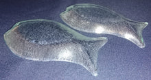 Lade das Bild in den Galerie-Viewer, 2er Set ABLAGESCHÄLCHEN - Hartglas, Klares Fischform Dekor