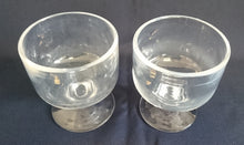 Lade das Bild in den Galerie-Viewer, EISDESSERT BECHER - Hartglas, Kreisförmige Geometrische Form