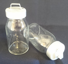 Lade das Bild in den Galerie-Viewer, 2er Set KLEINE VORRATSDÖSCHEN MIT DECKEL - Press- / Hartglas & Metall, Klassische Ländliche Milchbehälter Form