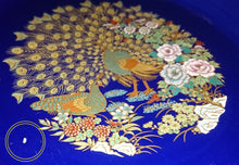 Lade das Bild in den Galerie-Viewer, DEKOR SAMMELTELLER - Keramik / Steingut, Pfauen Blumen Abstrakt Dekor