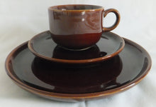 Lade das Bild in den Galerie-Viewer, DESSERTTELLER - Keramik / Steingut, Einfärbiges Dekor (A)