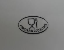 Lade das Bild in den Galerie-Viewer, DESSERTTELLER "Porcelain Collection" - Porzellan, Ländliches Gänse Schleifen Motiv Dekor