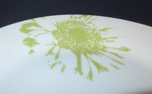 Lade das Bild in den Galerie-Viewer, 2er Set SPEISETELLER - Porzellan, Farbklecks- / Fleck Dekor