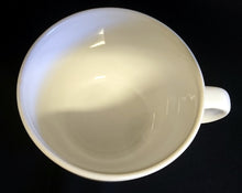 Lade das Bild in den Galerie-Viewer, RIESENTASSE - Keramik / Steingut, Einfärbiges Weißes Dekor