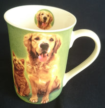 Lade das Bild in den Galerie-Viewer, KAFFEETASSE - Porzellan, Labrador Hunde Katzen Innen Motiv Dekor