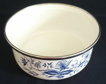 Lade das Bild in den Galerie-Viewer, 2er Set GROßE & KLEINE SCHÜSSEL - Metall / Emaile, Zwiebelmuster Motiv Silberrand Dekor