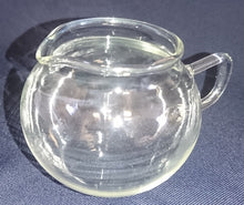 Lade das Bild in den Galerie-Viewer, MILCHKÄNNCHEN - Hartglas, Einfärbiges Klares Motiv Dekor