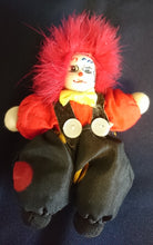 Lade das Bild in den Galerie-Viewer, CLOWN PUPPE - Mittelgroß, Stoff / Glas, Handarbeit, Handbemalt (A)