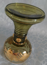 Lade das Bild in den Galerie-Viewer, ANDENKEN RÖMERGLAS "Frankfurt am Main" - Press- / Hartglas, Trauben Blätter Goldklumpen Goldrand Aufschrift Dekor