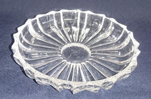 Lade das Bild in den Galerie-Viewer, 5er Set SALATSCHALEN - Hartglas, Geometrisch Ovales Linien Abstrakt Dekor