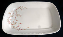 Lade das Bild in den Galerie-Viewer, SERVIERPLATTE - Porzellan, Längliche Form, Blumenmotiv / Abstrakt Randdekor