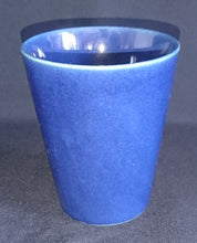 Lade das Bild in den Galerie-Viewer, TRINKBECHER - Keramik / Steingut, Klassisch Einfärbiges Dekor