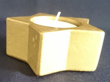 Lade das Bild in den Galerie-Viewer, WEIHNACHTLICHER TEELICHTHALTER - Keramik / Steingut, Sternform Motiv Dekor (G)