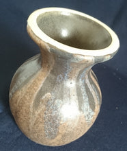 Lade das Bild in den Galerie-Viewer, GETRÄNKEBECHER - Keramik / Steingut, Antikes Meliertes Motiv Dekor