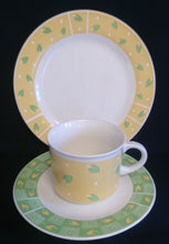 Lade das Bild in den Galerie-Viewer, 2er Set DESSERTTELLER - Porzellan, Blätter Punkte Abstrakt Dekor