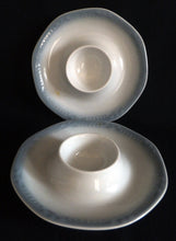 Lade das Bild in den Galerie-Viewer, 2er Set EIERBECHER - Porzellan, Abstrakt Dekor
