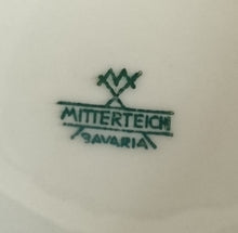 Lade das Bild in den Galerie-Viewer, 2er Set KAFFEETASSEN - Porzellan, Flora Blumen Blüten Rosen Knospen Pflanzen Motiv Dekor