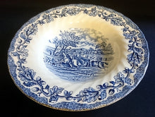 Lade das Bild in den Galerie-Viewer, SUPPENTELLER "Country Life" - Keramik / Steingut (Fine Staffordshire Ware), Englisches Landleben Scenen Motiv Dekor, Hand graviert