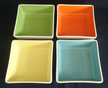 Lade das Bild in den Galerie-Viewer, 4er Set DESSERTSCHALEN "Villa Loca" - Keramik / Steingut, Zweifärbiges Quadratische Viereck Form Modern Style Dekor