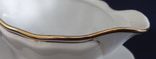 Lade das Bild in den Galerie-Viewer, SAUCIER - Porzellan, Klassisch Goldrand Dekor