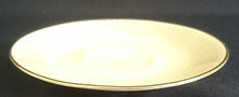 Lade das Bild in den Galerie-Viewer, UNTERTASSE - Porzellan, Goldrand Linien Striche Punkte Relief Motiv Dekor